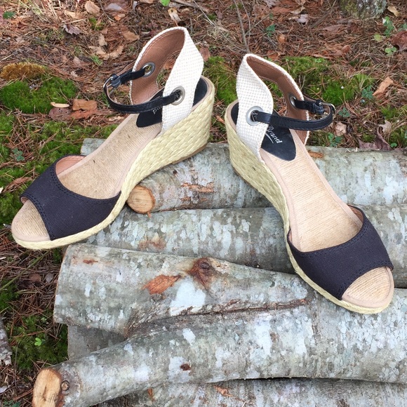 Lucky Brand Espadrille Wedges Summer Casual - Picture 4 of 7